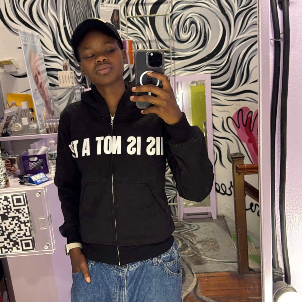 ZIP UP HOODIE